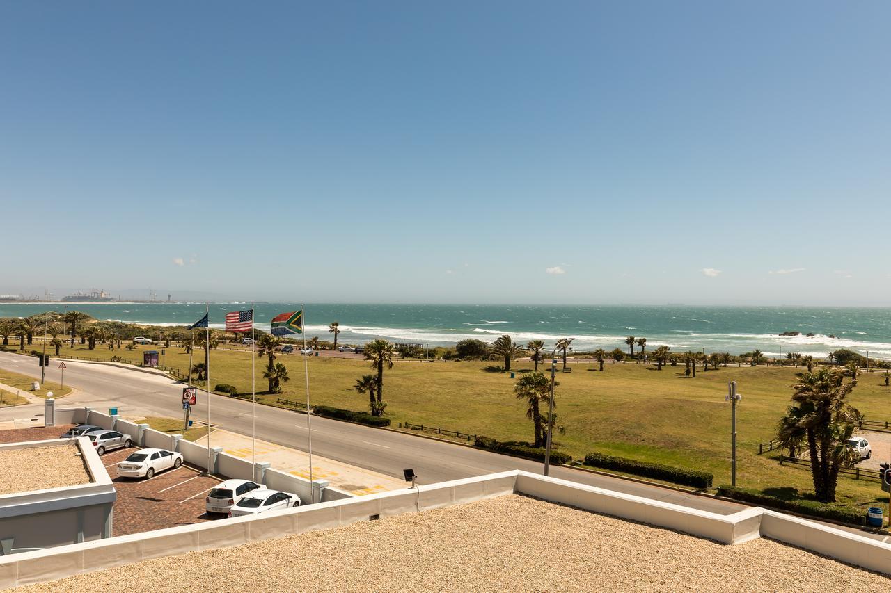 Southern Sun The Marine Port Elizabeth Exterior foto